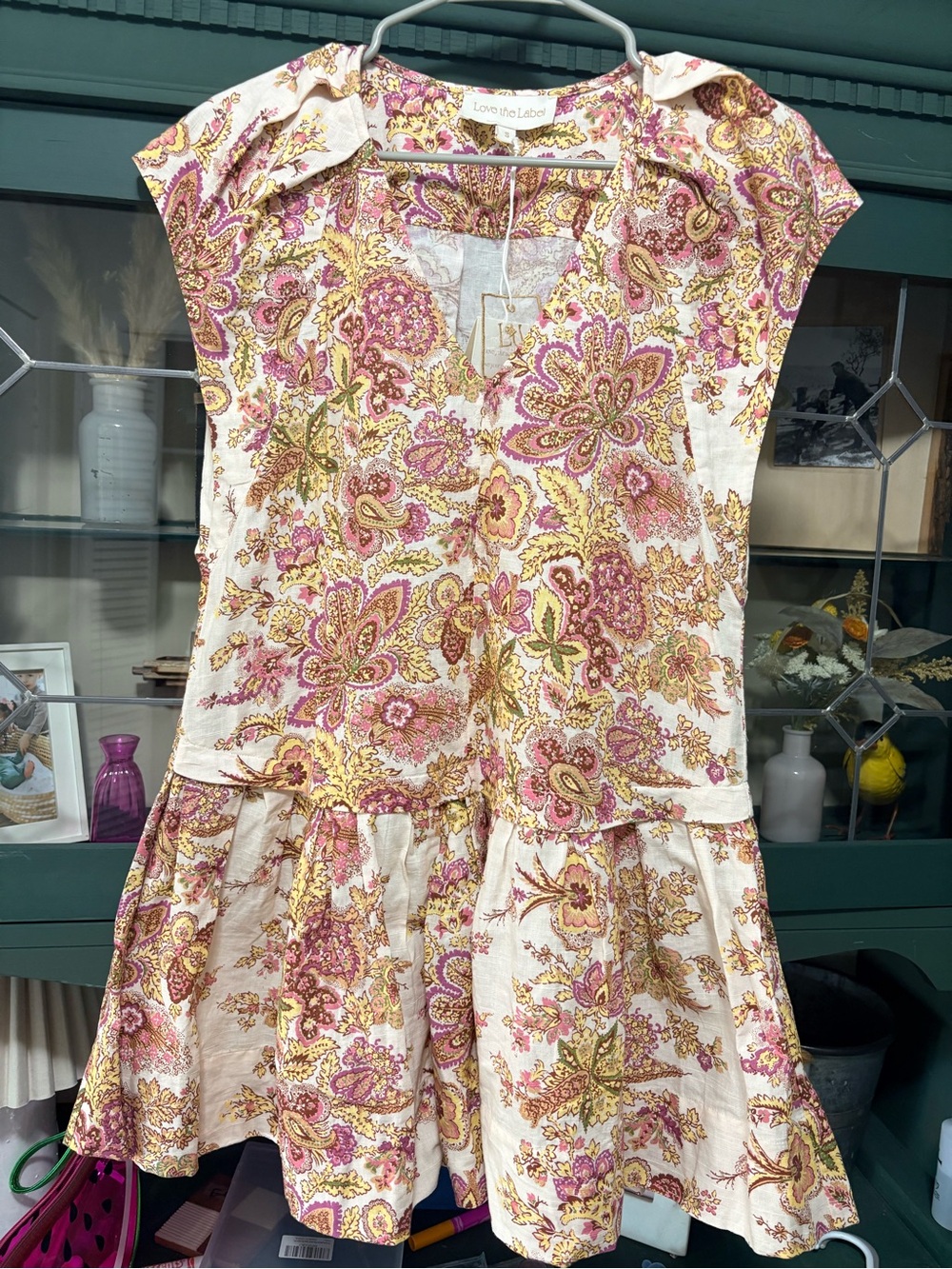 Love The Label Pink & Gold Paisley Sleeveless Tiered Dress
